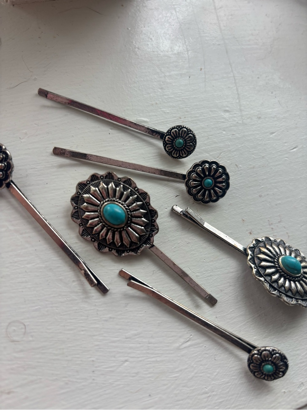 Western Faux Turquoise Concho Hair Pins Silver Tone Bobby Pin Set of 6 - Picture 2 of 5